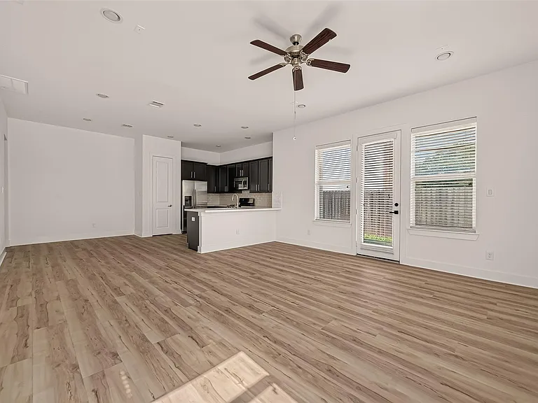 8821 Hollister Pine Ct — Photo 9