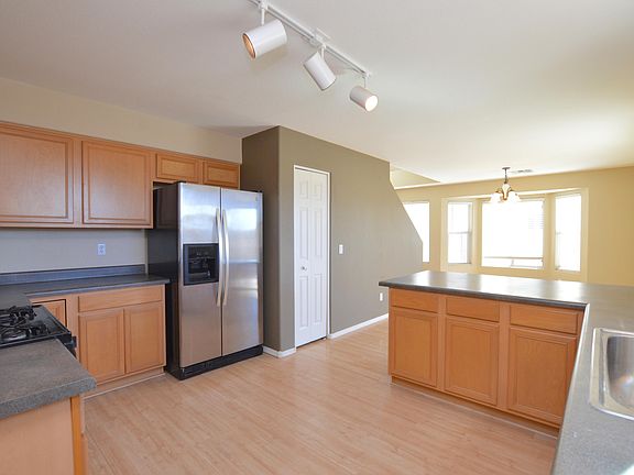 4th image of 16036 N 11th Ave Unit 1064
