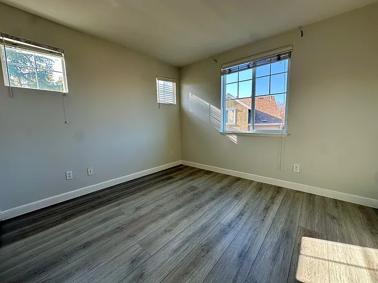 4226 Tobin Cir — Photo 9