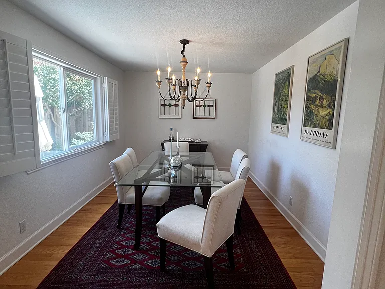2463 Louis Rd — Photo 10