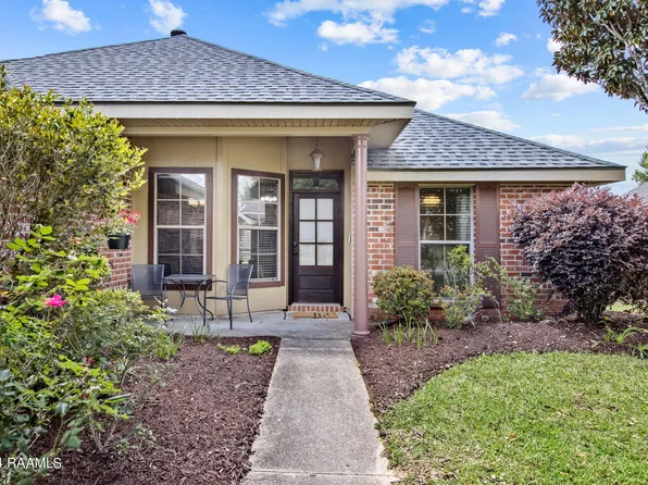 109 Fawn Ln, Broussard, LA 70518