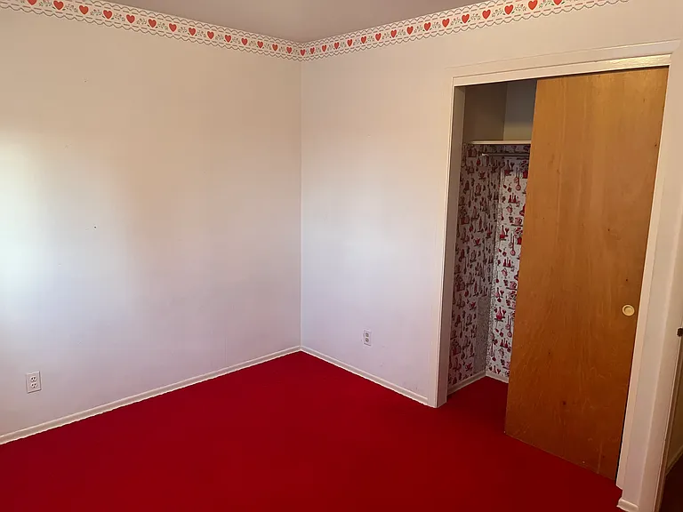 1402 W Hill Rd — Photo 12