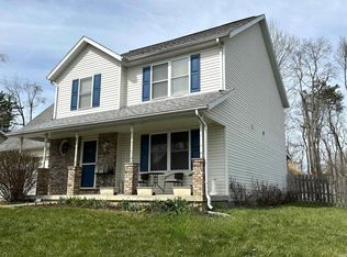 367 E Cardinal Glen Dr, Bloomington, IN 47401