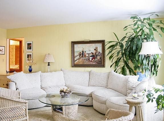 3rd image of 3026 E Newport Ct #3026