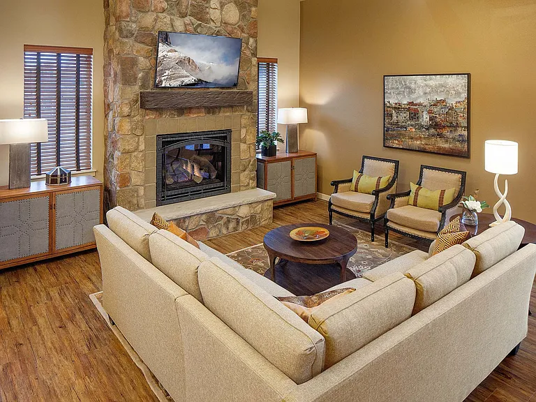 The Villas at Amberglen West — Photo 11