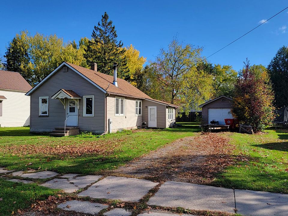 2nd image of 107 Virginia St
