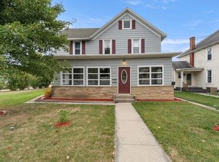 304 N Main St, Columbia City, IN