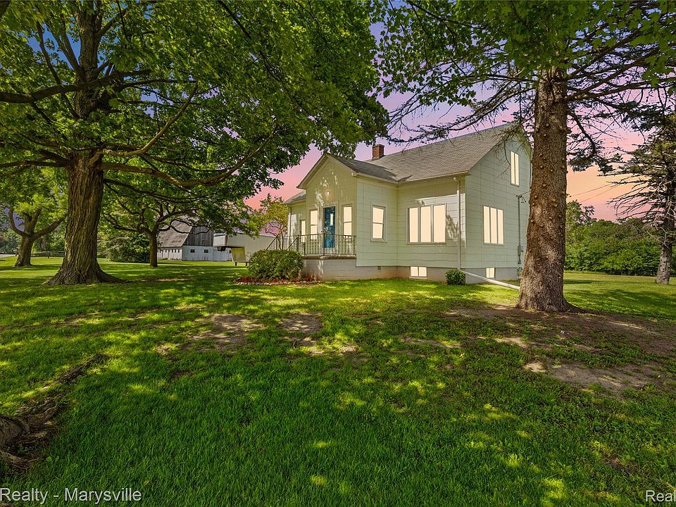 1st image of 5694 Belle River Rd