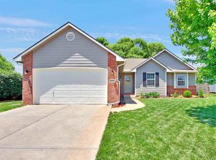 2407 N Parkdale St, Wichita, KS 67205