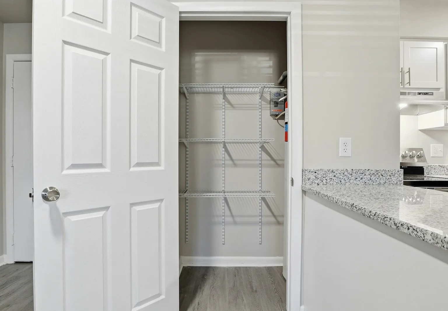 105 East Allen Street, Unit 101 — Photo 2