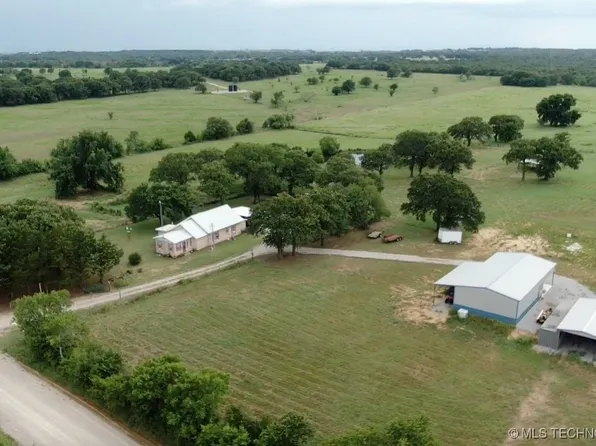 3691 No Man Rd, Healdton, OK 73438
