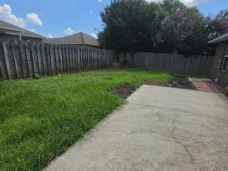 7042 Plank Dr — Photo 22