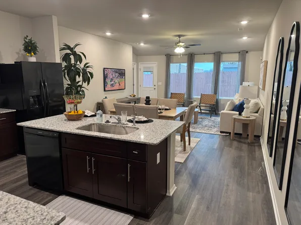 6614 NW Altus St, Bentonville, AR 72713