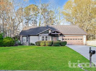 920 Laurel Mill Dr, Roswell, GA 30076