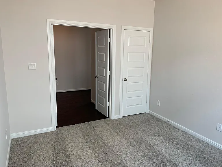 8022 Cliffside Terrace Ct — Photo 26