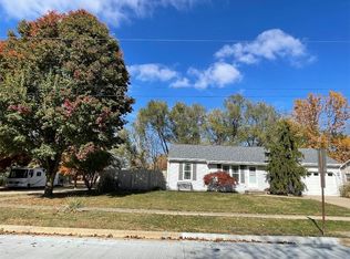 2107 Van Buren Ave, Charleston, IL 61920