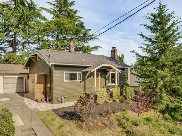 636 SE 68th Ave, Portland, OR 97215