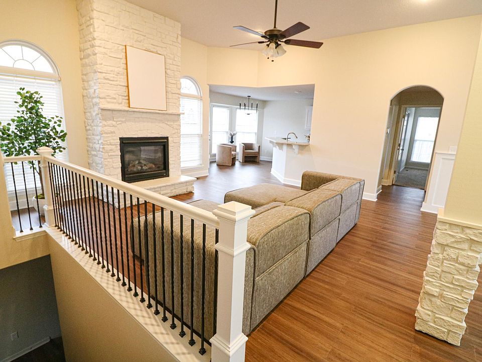 1253B Vivian Dr, Warrensburg, MO 64093 Zillow