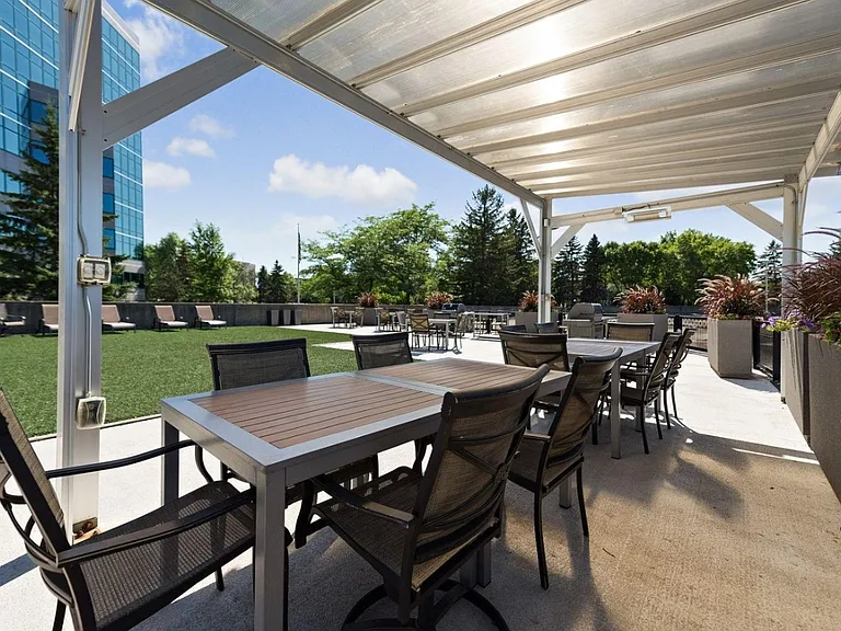 5601 Smetana Dr #901 — Photo 27