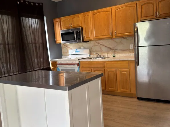 (undisclosed Address), Staten Island, NY 10301