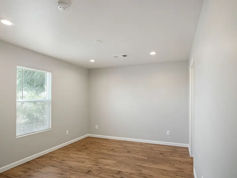 15603 W August Ave #C — Photo 13