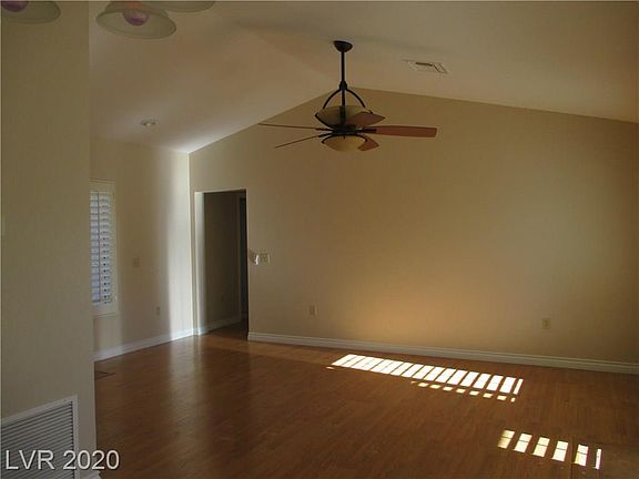 4th image of 8913 Pennystone Ave