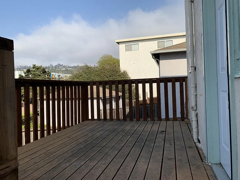 5727 Bayview Ave #C — Photo 10