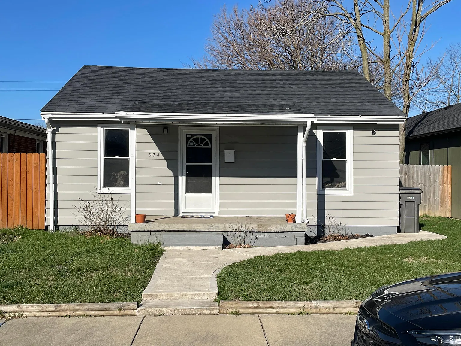 924 Saint Peter St — Photo 1
