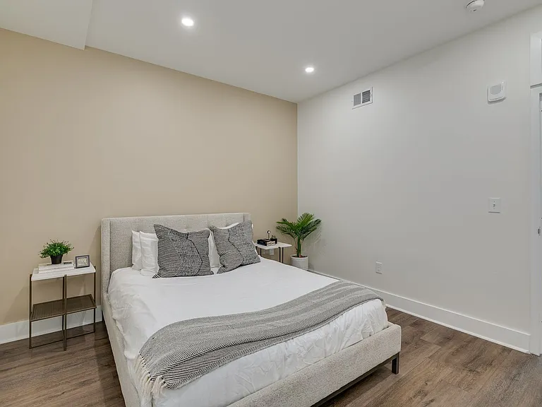 The Ledger Residences — Photo 79