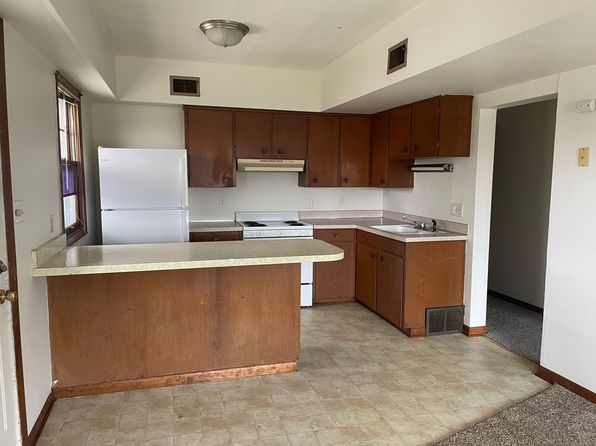 2221 Muscatine Ave APT 1