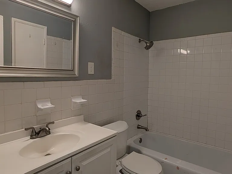 4550 E Mallory Ave — Photo 16