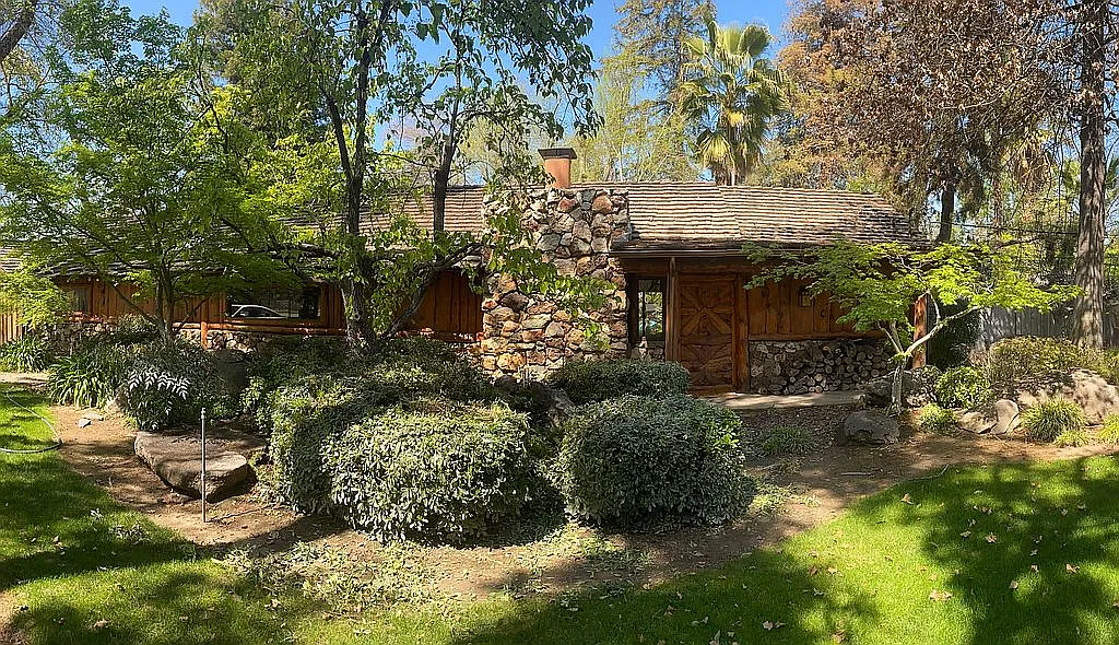1310 W Mesa Ave photo 1