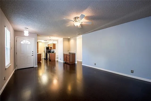 4902 Duval Rd — Photo 7