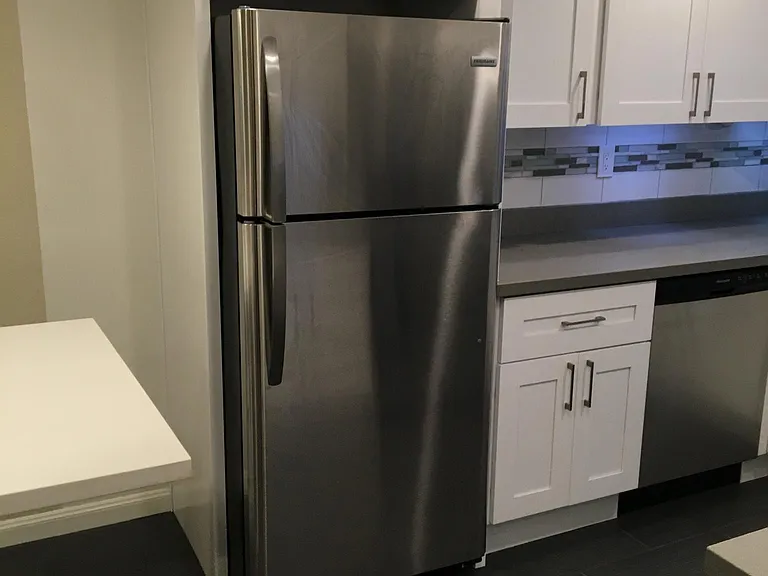 119 Franklin Ave #1 — Photo 27