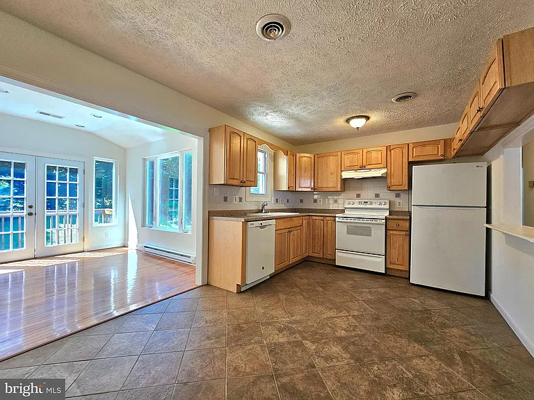 4123 Glendale Rd — Photo 15