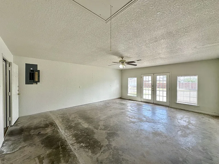 2508 Edgefield St — Photo 38