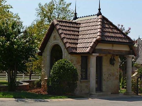 3rd image of 22022 Toscana Ct