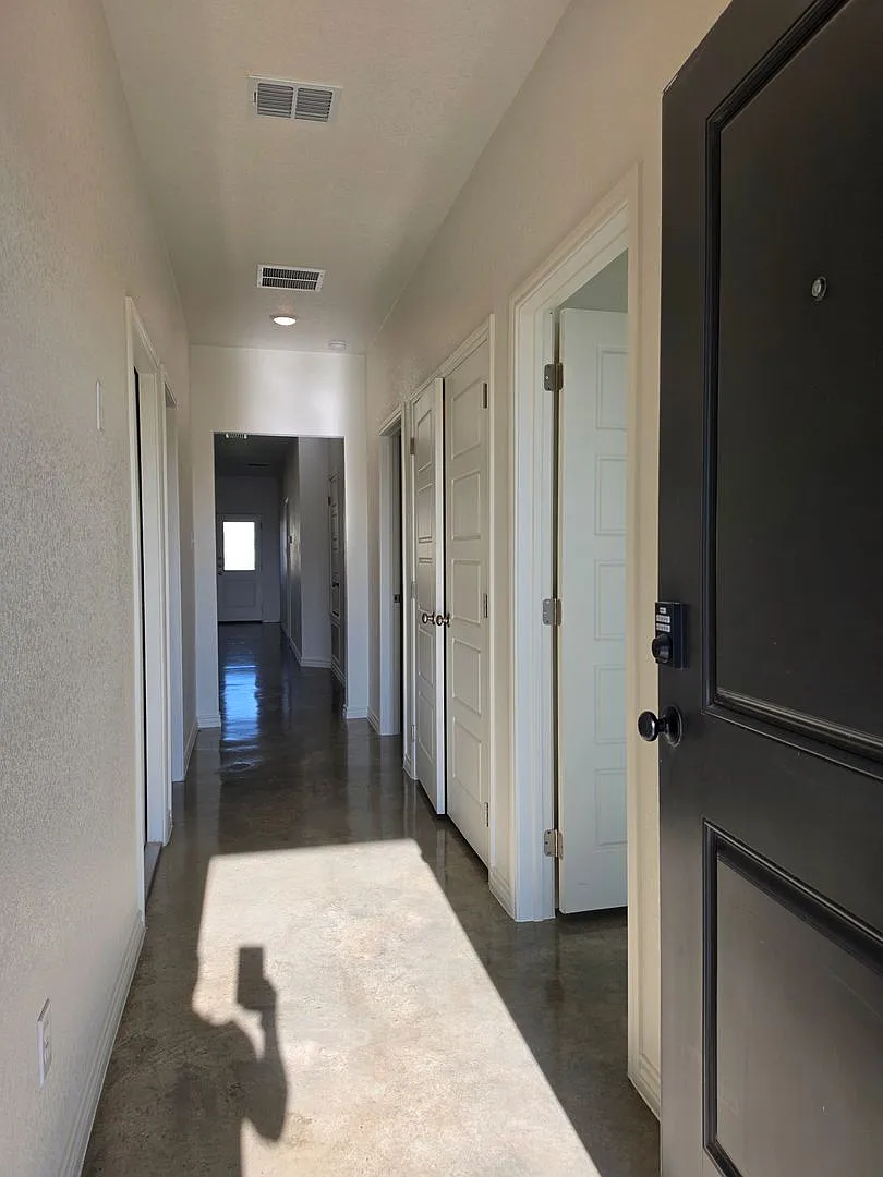 9004 Little Leaf — Photo 3