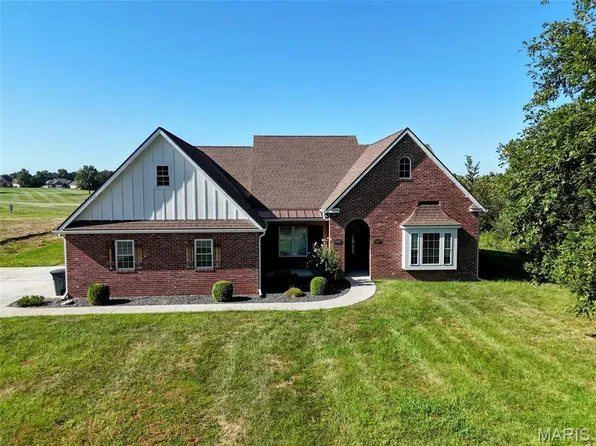 52851 Norwoods Pl, Hannibal, MO 63401
