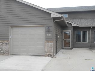 8311 W 56th St, Sioux Falls, SD 57106