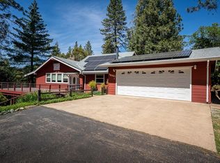 18421 Ridge Rd, Pine Grove, CA 95665