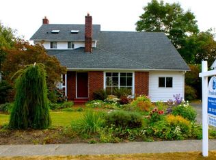 3929 SW 106th St, Seattle, WA 98146