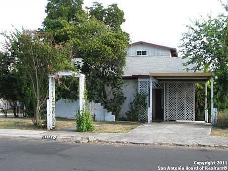 1st image of 1018 Chicago Blvd