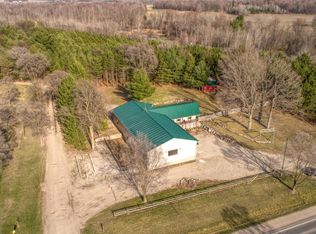 20558 30th Ave, Barryton, MI 49305