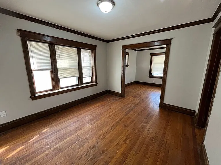 246-248 Weyl St #246 WEYL ST UP — Photo 7