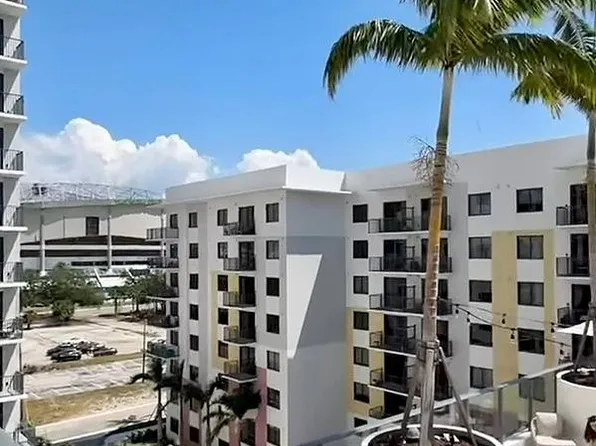 1700 3rd Ave S, Saint Petersburg, FL 33705