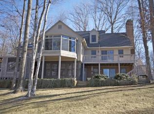 33 Chatham Ln, Palmyra, VA 22963
