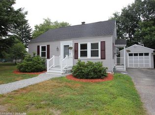 95 Saint Croix St, Lewiston, ME 04240