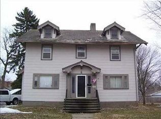 610 6th Ave, Vinton, IA 52349