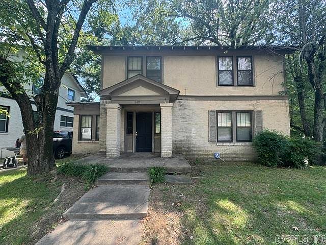 1st image of 3417 Kavanaugh Blvd